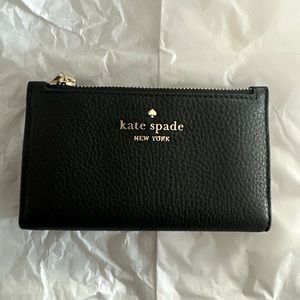Brand new LEILA SMALL SLIM BIFOLD WALLET.